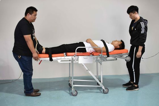 1.96M samozaładowczy składany wózek inwalidzki dla ambulansów Cum, aluminium