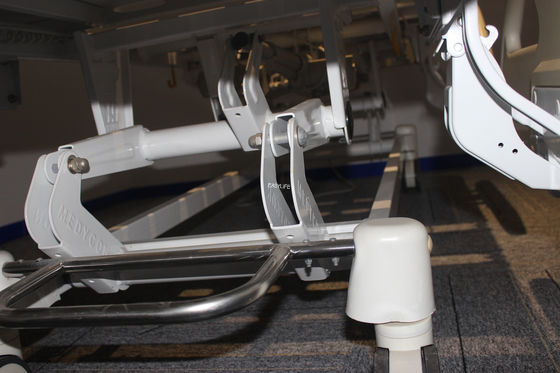 Stal walcowana na zimno 85in elektryczne łóżko szpitalne do użytku domowego W105 biała z toaletą